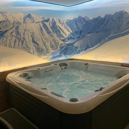 Courchevel Avec Jacuzzi Et Sauna Privatif 러브호텔 *