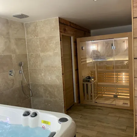 Courchevel Avec Jacuzzi Et Sauna Privatif Love hotel
